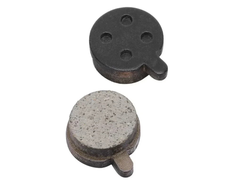 Disc brake pads for Xiaomi M365 Pro electric scooter front and back view
